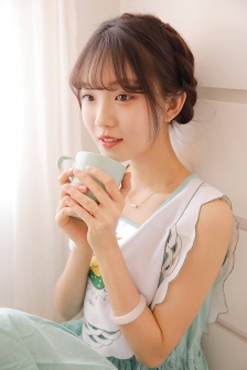 鲸后余深