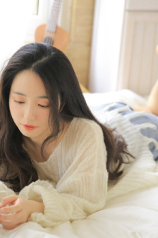 穿越兽世，美男紧追不舍