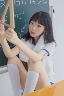 白月光放弃后，大佬追妻又撩又宠
