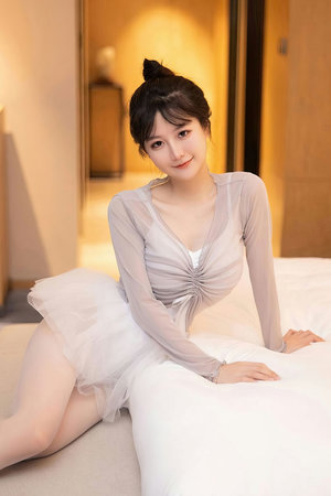 开局前女友组团重生
