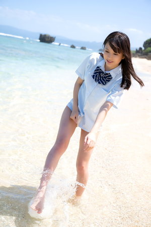 何家有娇女